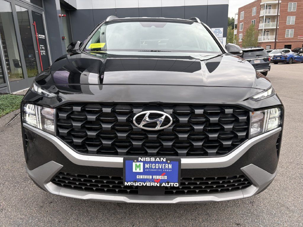 Used 2023 Hyundai Santa Fe SEL w/ Cargo Package AWD/4WD image 3