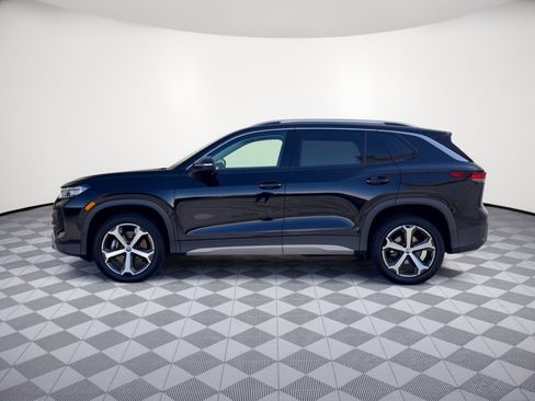 Used 2026 Volkswagen Tiguan SE AWD/4WD image 2