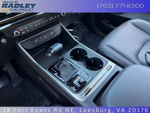 Used 2025 Kia Carnival SX Prestige FWD image 22