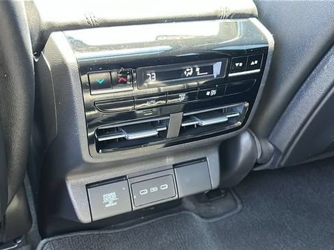Certified 2025 Acura MDX SH-AWD image 27