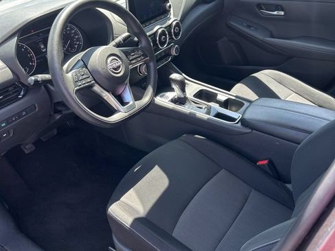 Used 2025 Nissan Sentra SV FWD image 8