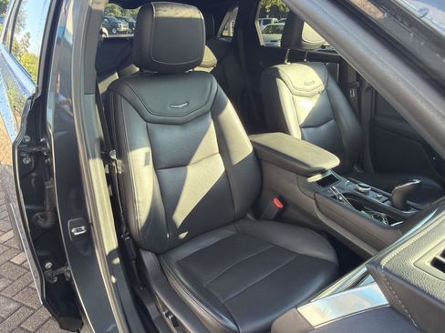 Used 2021 Cadillac XT5 Premium Luxury AWD/4WD image 37