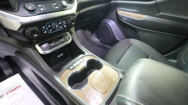 Used 2020 GMC Acadia SLE FWD image 18