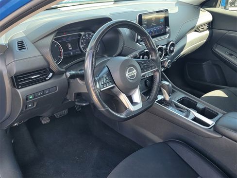 Used 2021 Nissan Sentra SV image 12