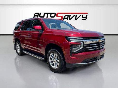 Used 2025 Chevrolet Tahoe LT AWD/4WD image 1