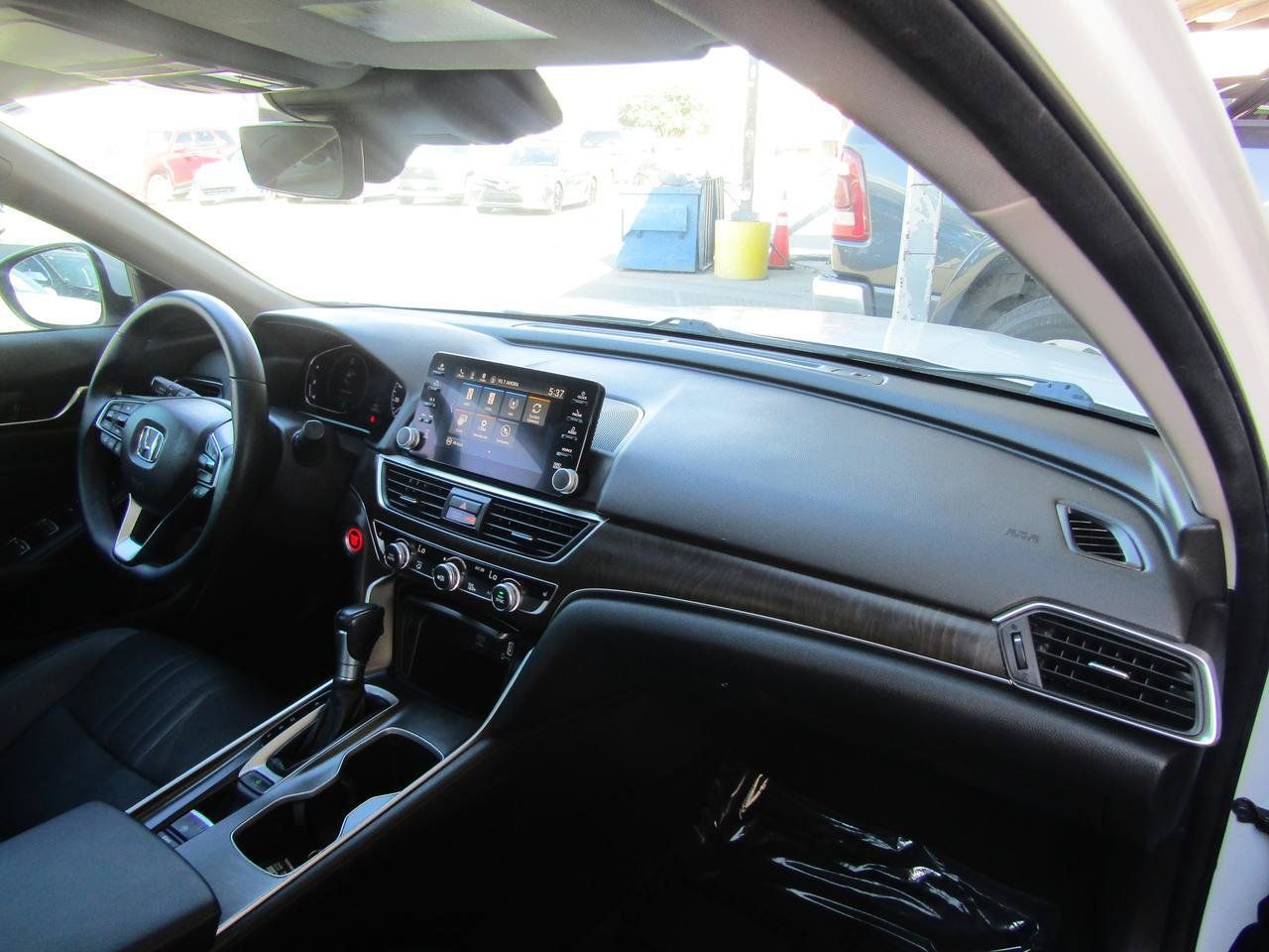 Used 2019 Honda Accord EX-L image 10