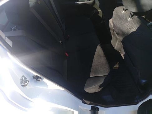 Used 2016 Subaru Impreza 2.0i image 12