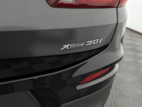 Used 2021 BMW X4 xDrive30i w/ Executive Package image 11