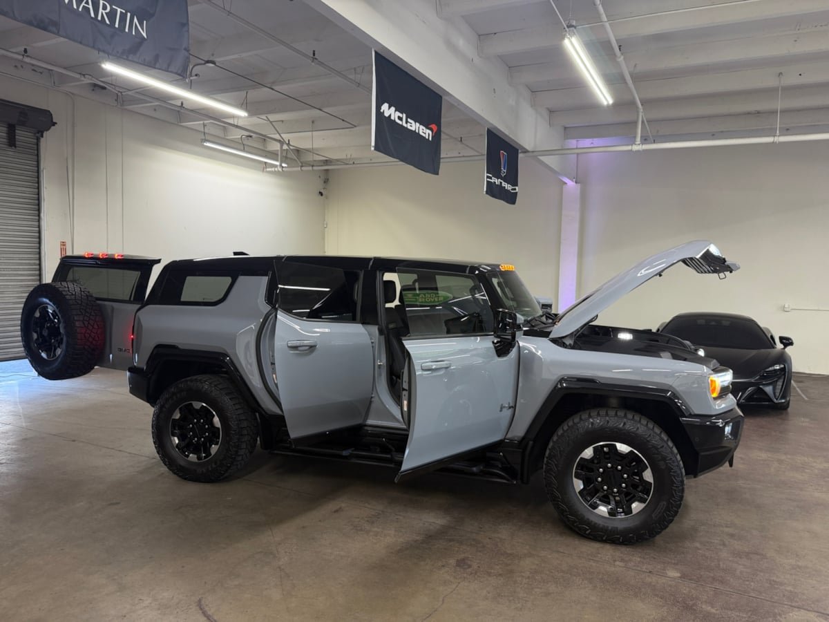 Used 2024 GMC Hummer EV 3X w/ Extreme Off-Road Package AWD/4WD image 25
