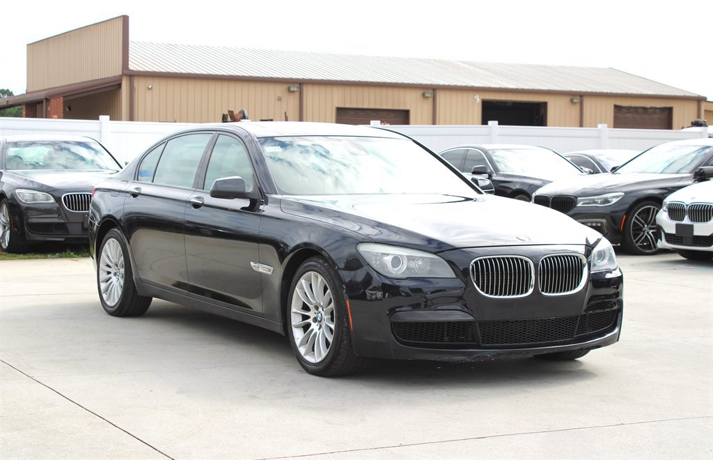 Used 2012 BMW 750Li xDrive AWD/4WD image 9