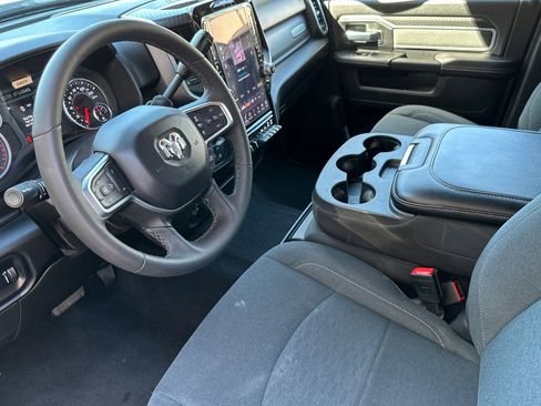 Used 2025 RAM 2500 Big Horn AWD/4WD image 10