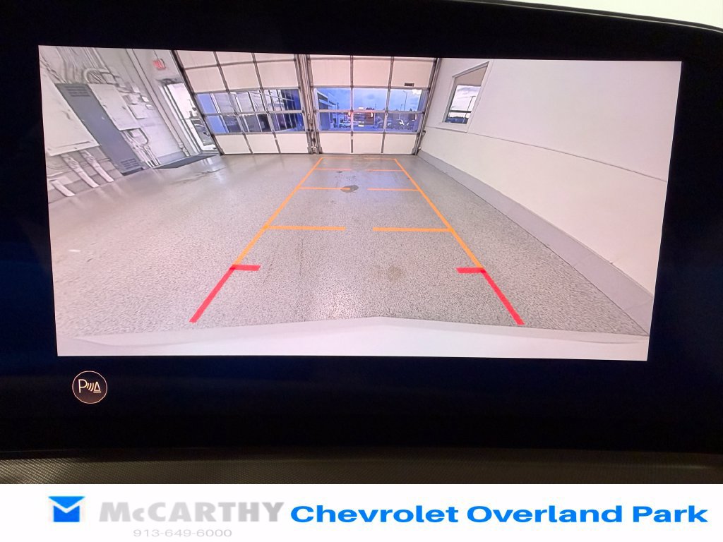 Used 2024 Cadillac XT4 Luxury w/ Cold Weather Package FWD image 21