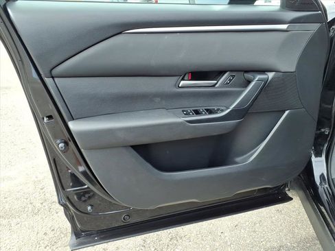 Used 2024 MAZDA CX-50 AWD 2.5 S w/ Preferred Package image 19