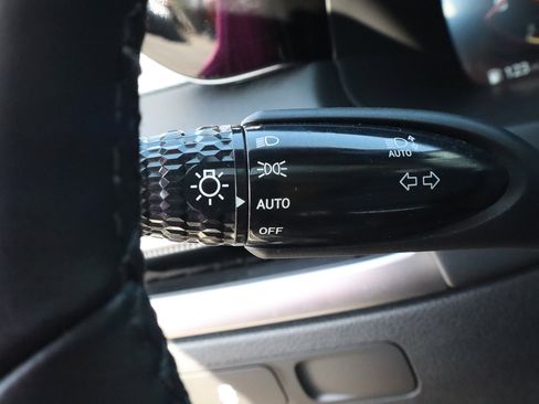 Used 2024 Hyundai Palisade SEL w/ Premium Package image 17