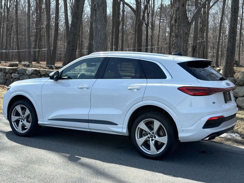 Used 2025 Audi Q5 Premium Plus w/ Premium Plus image 13