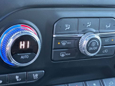 Used 2020 GMC Sierra 3500 Denali w/ Denali Ultimate Package image 28