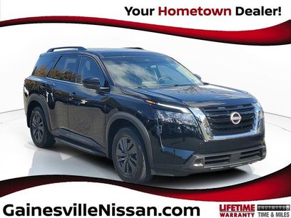Used 2024 Nissan Pathfinder SV