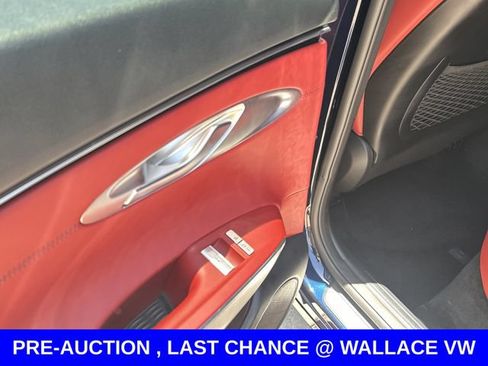 Used 2024 Genesis GV70 3.5T Sport AWD/4WD image 12