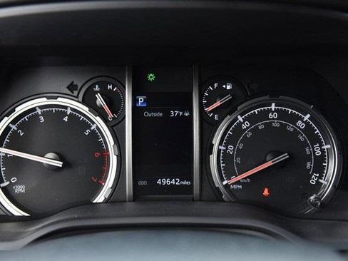 Used 2022 Toyota 4Runner TRD Off-Road Premium image 12