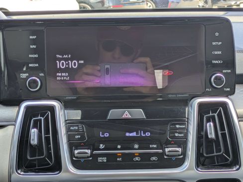 Used 2023 Kia Sorento SX Prestige w/ Panoramic Sunroof Package AWD/4WD image 21