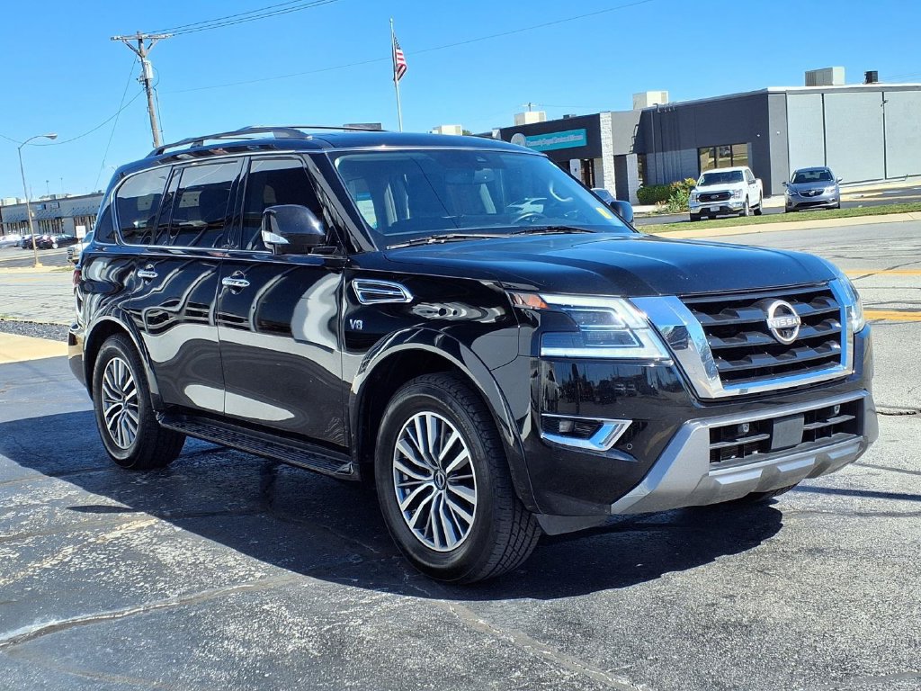 Used 2021 Nissan Armada SL w/ Captain's Chairs Package RWD image 3