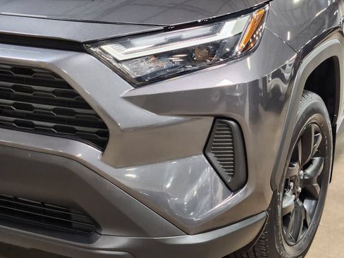 Used 2023 Toyota RAV4 XLE FWD image 10
