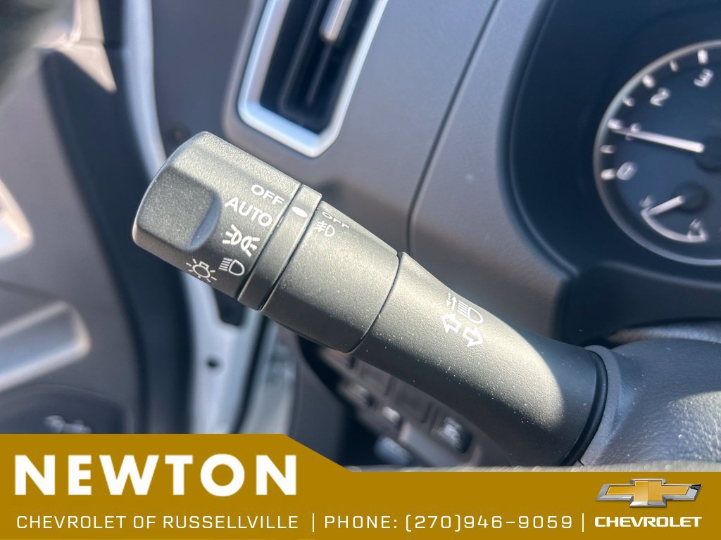 Used 2025 Nissan Frontier SV w/ SV Convenience Package AWD/4WD image 16