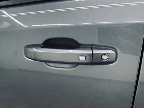 Used 2019 Chevrolet Silverado 1500 LT w/ All-Star Edition image 21