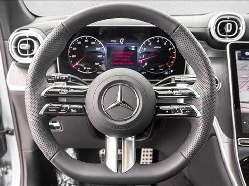 Certified 2026 Mercedes-Benz GLC 300 4MATIC image 18