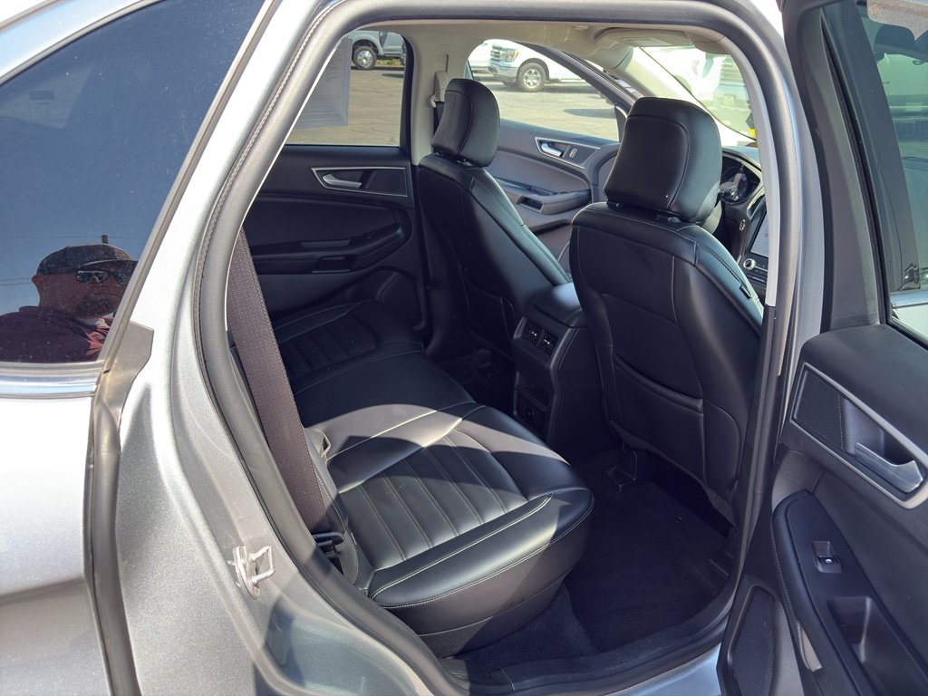 Used 2024 Ford Edge SEL AWD/4WD image 18
