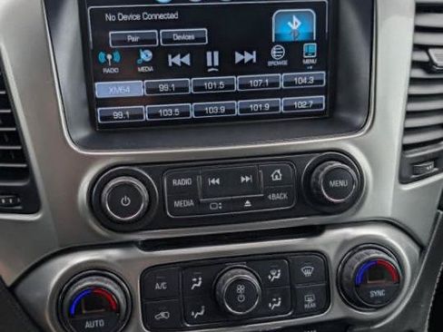 Used 2017 Chevrolet Suburban LT AWD/4WD image 20