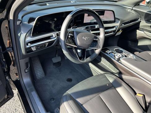 New 2026 Cadillac Lyriq Sport RWD image 18