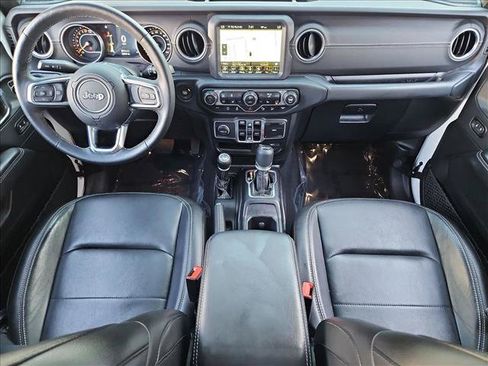 Used 2018 Jeep Wrangler Unlimited Sahara AWD/4WD image 18