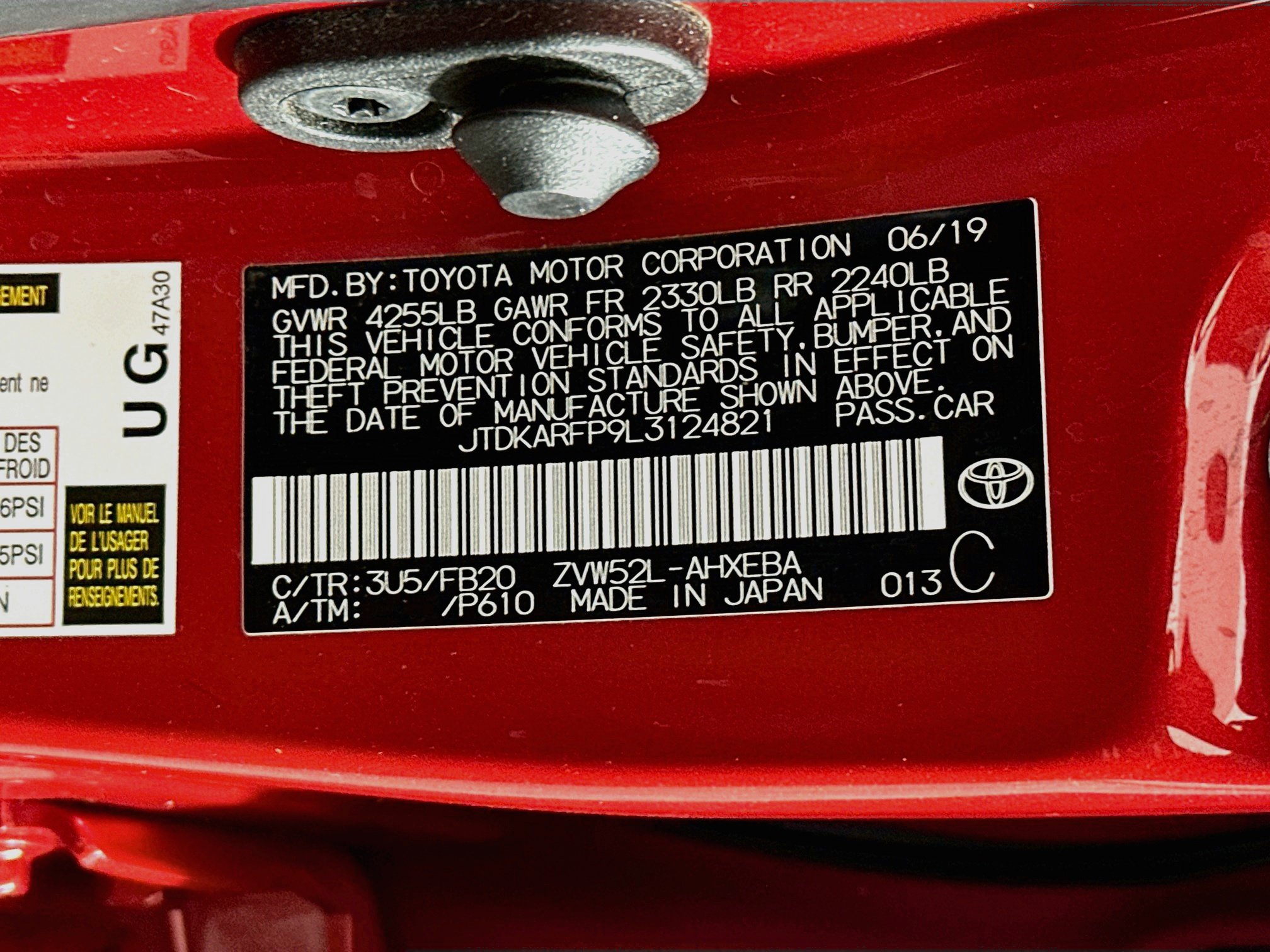 Used 2020 Toyota Prius Prime LE w/ Carpet Mat Package FWD image 12