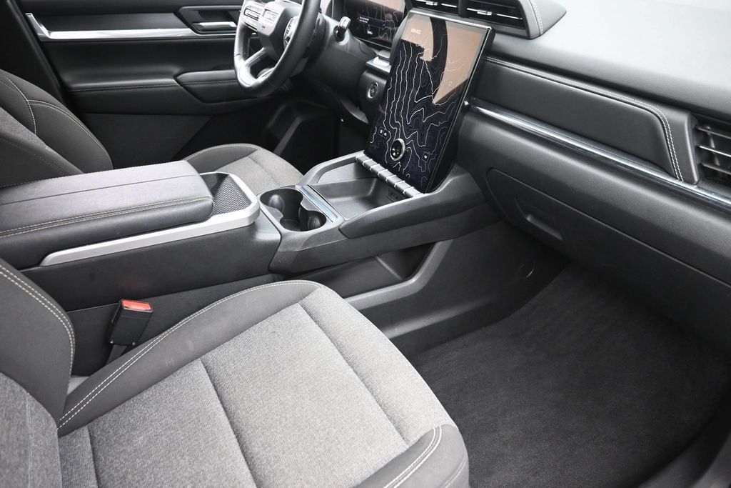 Used 2025 GMC Terrain Elevation AWD/4WD image 9