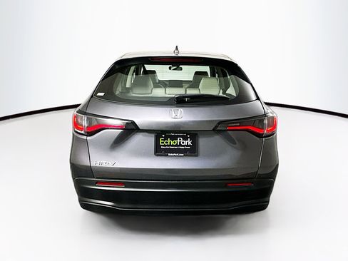 Used 2024 Honda HR-V LX image 7