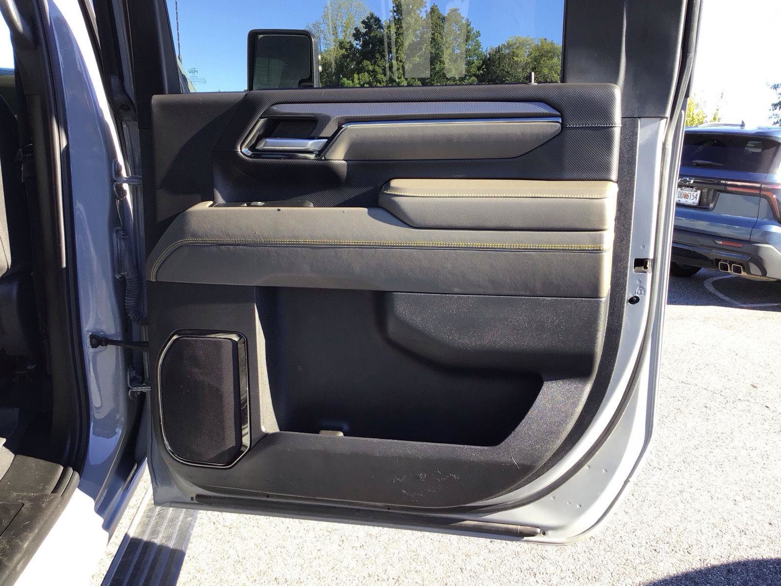 Used 2024 Chevrolet Silverado 2500 ZR2 AWD/4WD image 6