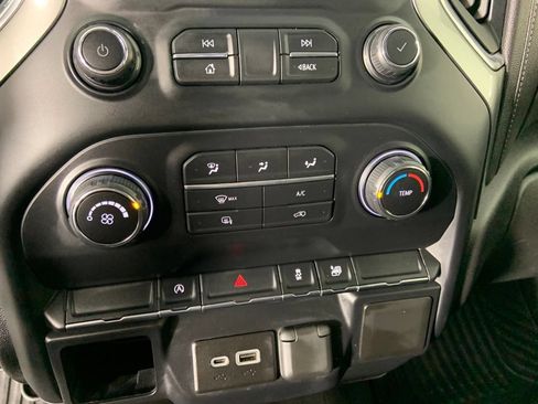 Used 2020 Chevrolet Silverado 1500 LT w/ Trailering Package AWD/4WD image 14