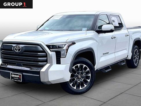 Used 2025 Toyota Tundra Limited AWD/4WD image 1