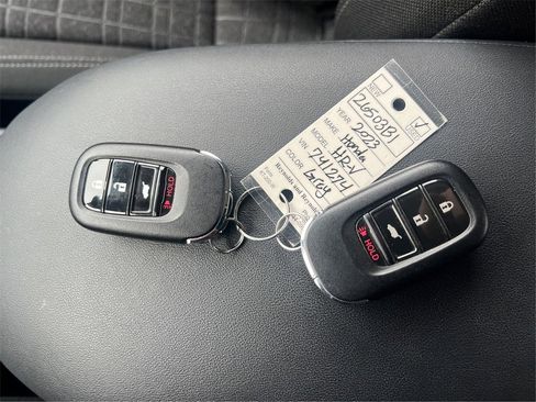 Used 2023 Honda HR-V LX image 34