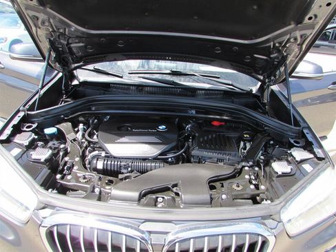 Used 2017 BMW X1 xDrive28i AWD/4WD image 38