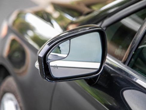 Used 2014 Ford Fusion SE FWD image 20