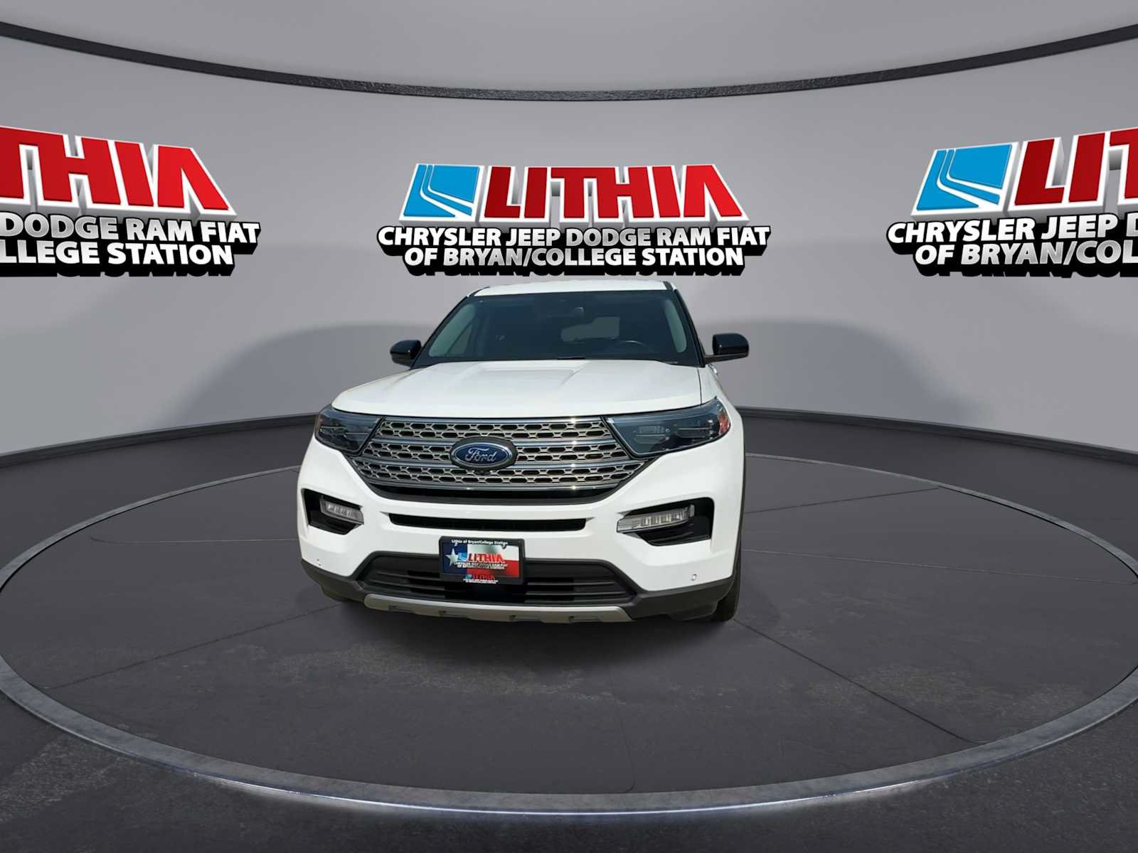 Used 2023 Ford Explorer Limited RWD image 3