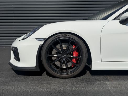Certified 2016 Porsche Cayman GT4 RWD image 12