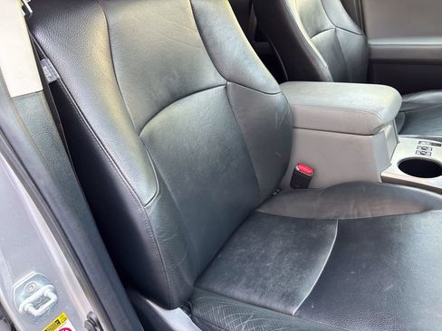 Used 2013 Toyota 4Runner SR5 w/ Premium Pkg AWD/4WD image 38