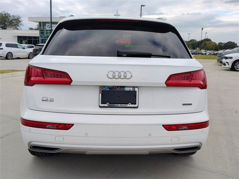 Used 2019 Audi Q5 Prestige w/ Prestige Package image 5