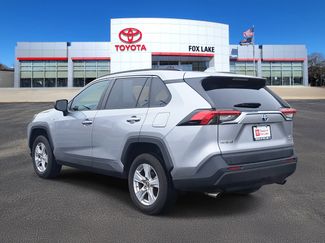 Used 2021 Toyota RAV4 LE video 3
