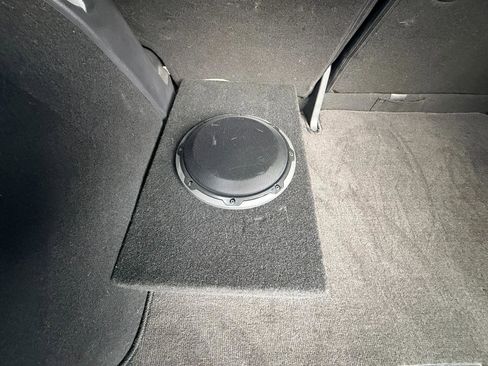 Used 2018 Nissan Kicks SV image 27