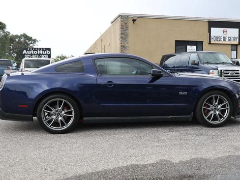 Used 2012 Ford Mustang GT Premium w/ Security Pkg RWD image 7