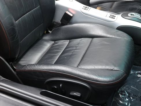 Used 2005 Porsche 911 Turbo image 72